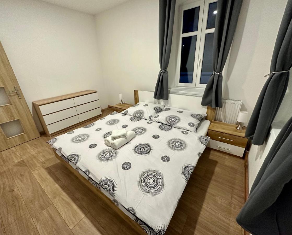 Jizerske Apartmany Ha&Ha Janov nad Nisou Buitenkant foto
