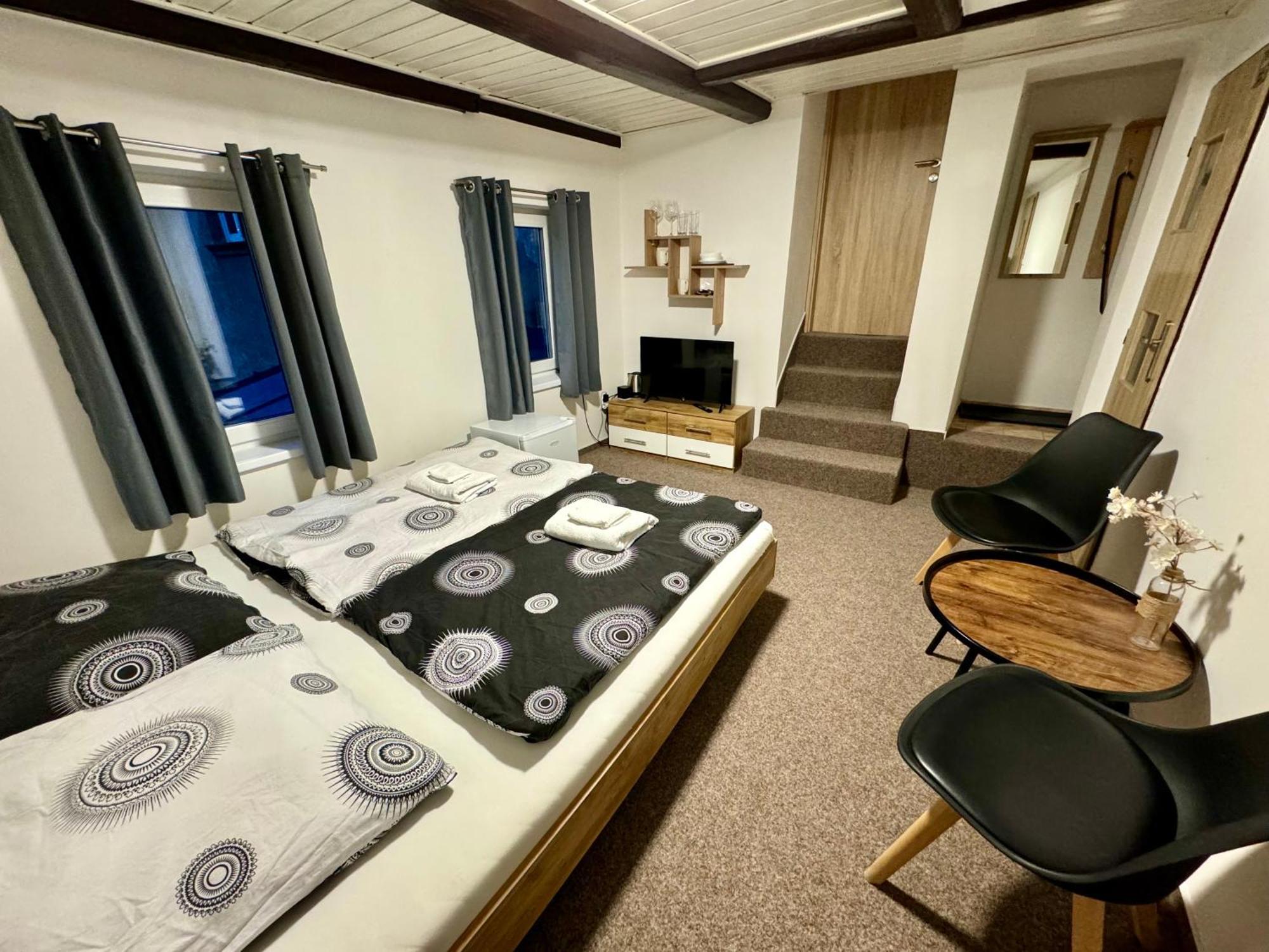 Jizerske Apartmany Ha&Ha Janov nad Nisou Buitenkant foto