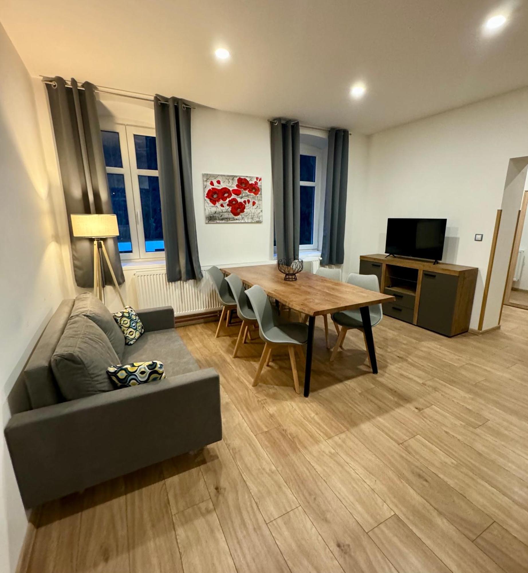Jizerske Apartmany Ha&Ha Janov nad Nisou Buitenkant foto